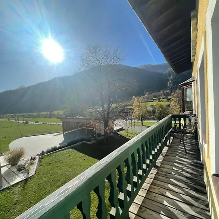 Harbachwirt, Guest house *