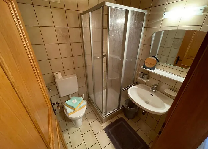 Harbachwirt, Διαμέρισμα *